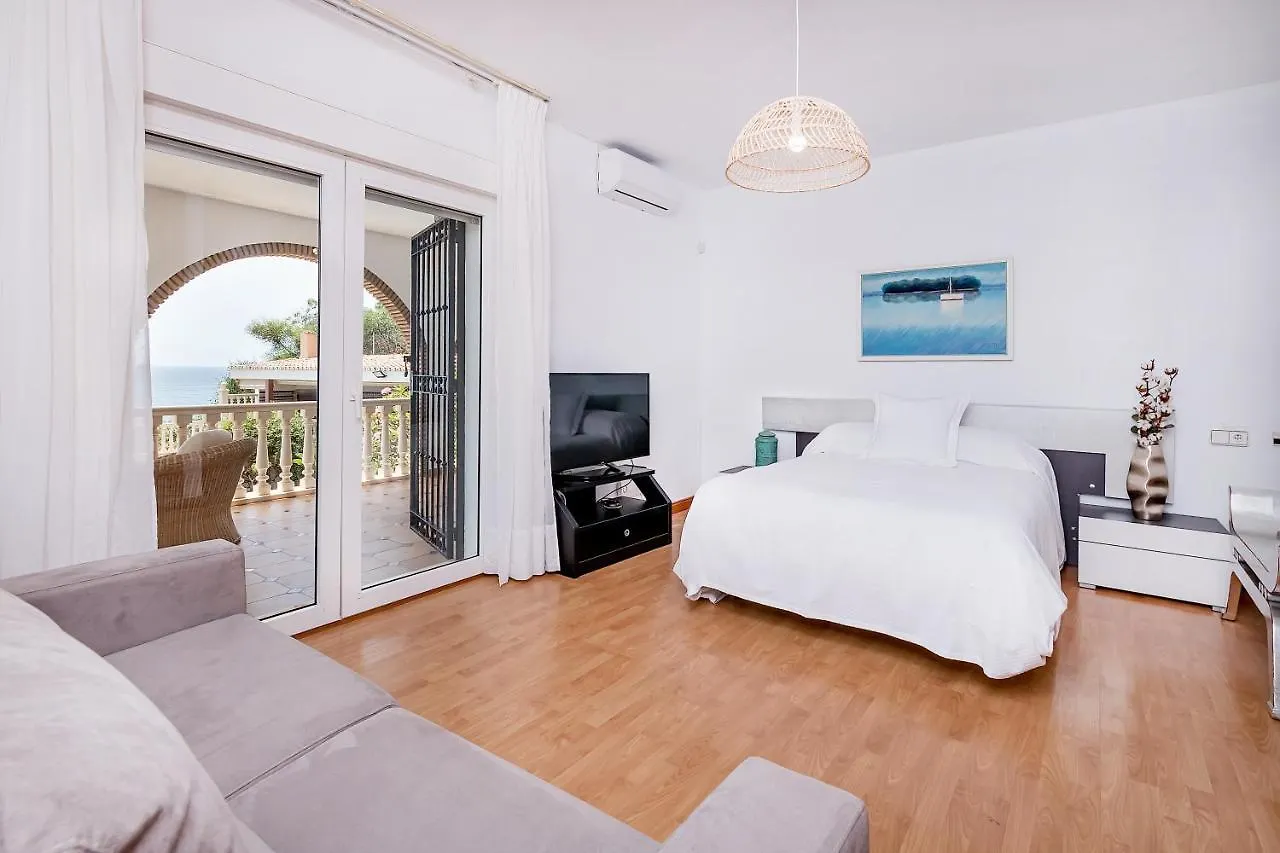 Bhost - Villa Sunrise Benalmadena